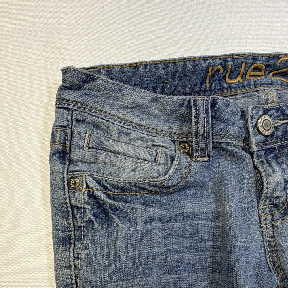 Rue21 Juniors Blue Distressed Cropped Jeans Size 21 Medium Wash Denim - Picture 7 of 12